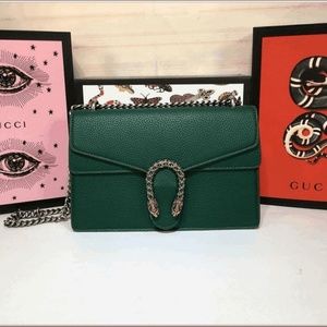 Meet your Posher, Beverly